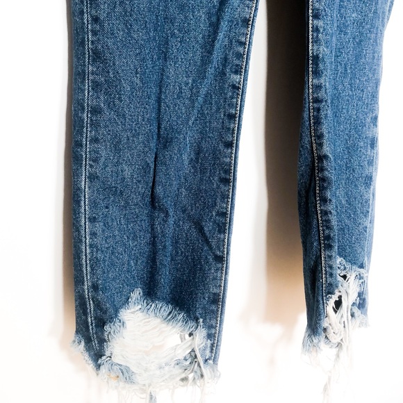 BDG Denim - BDG Cropped Straight High Rise Jean